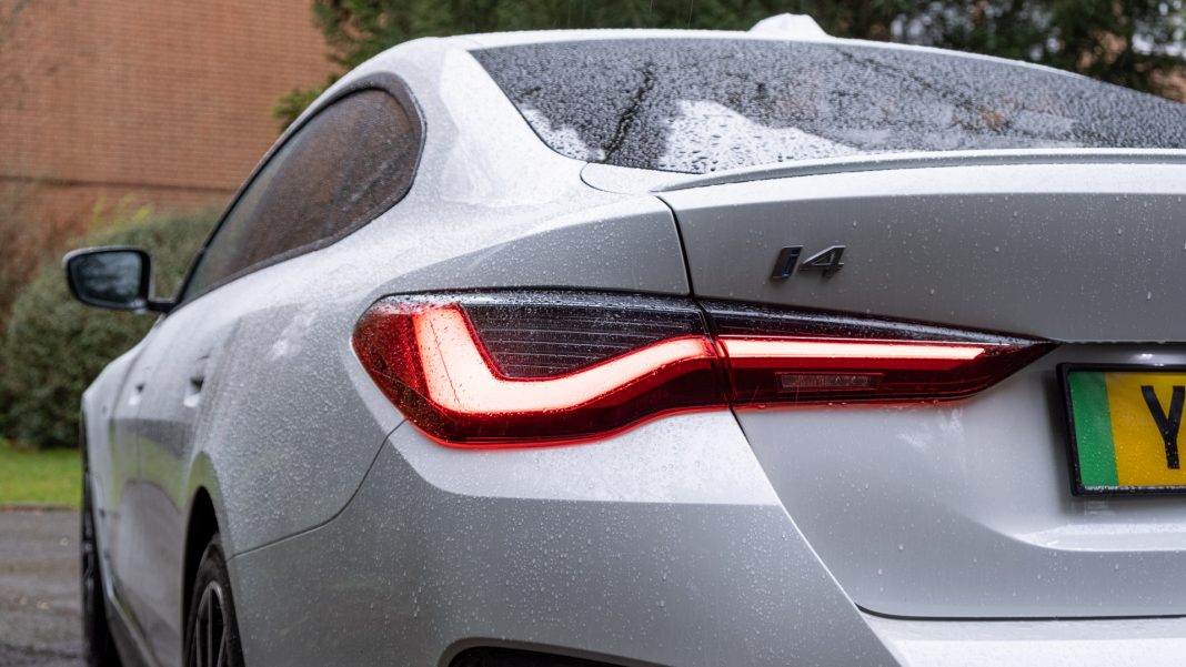 BMW i4 eDrive40 taillights