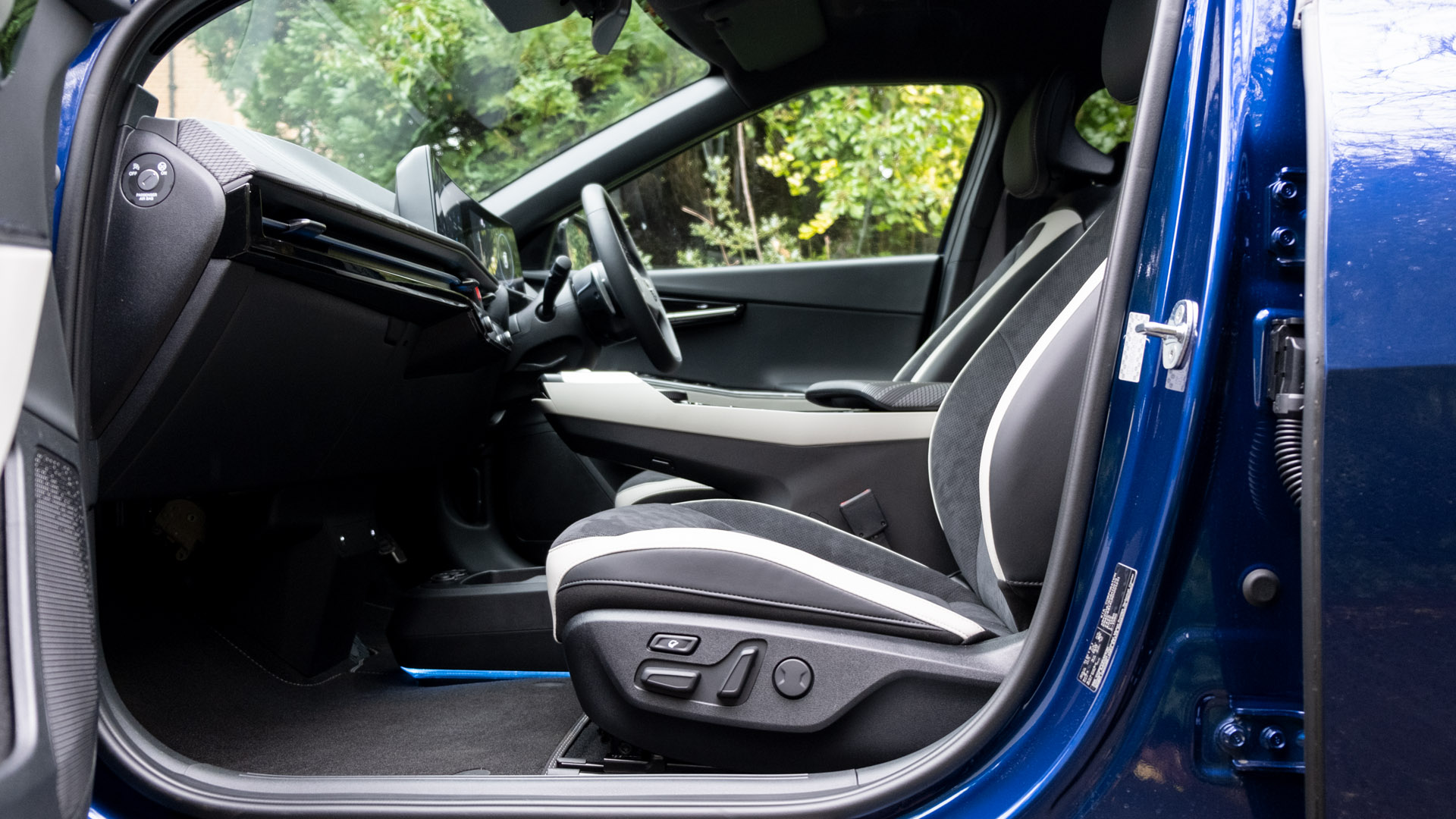 Kia EV6 front seat design