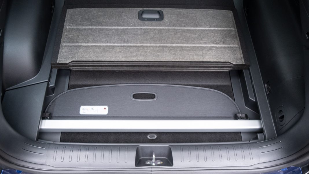 Kia EV6 load cover underfloor