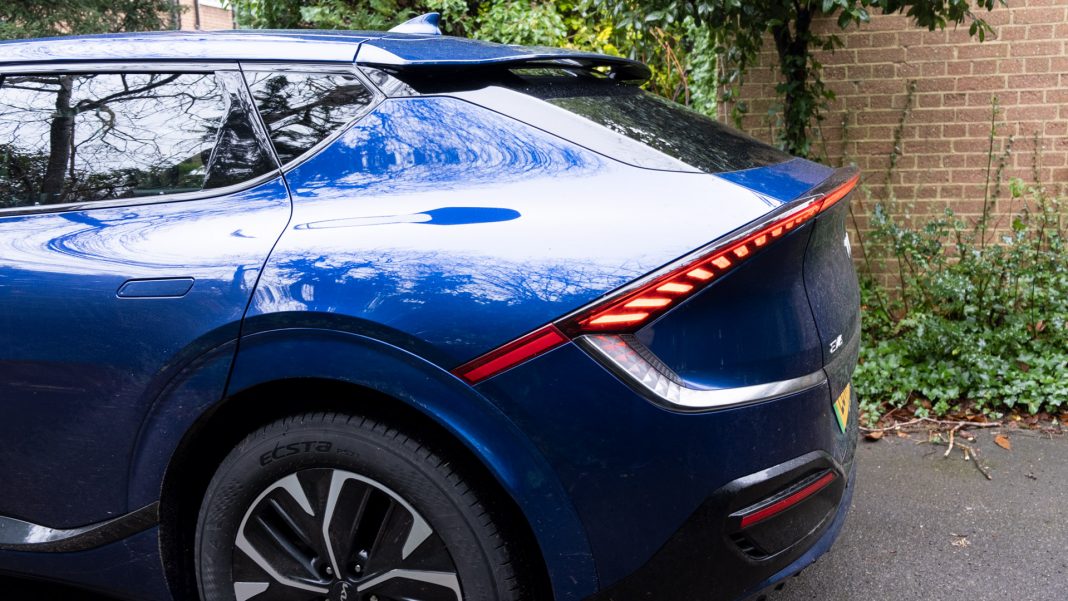 Kia EV6 spoiler