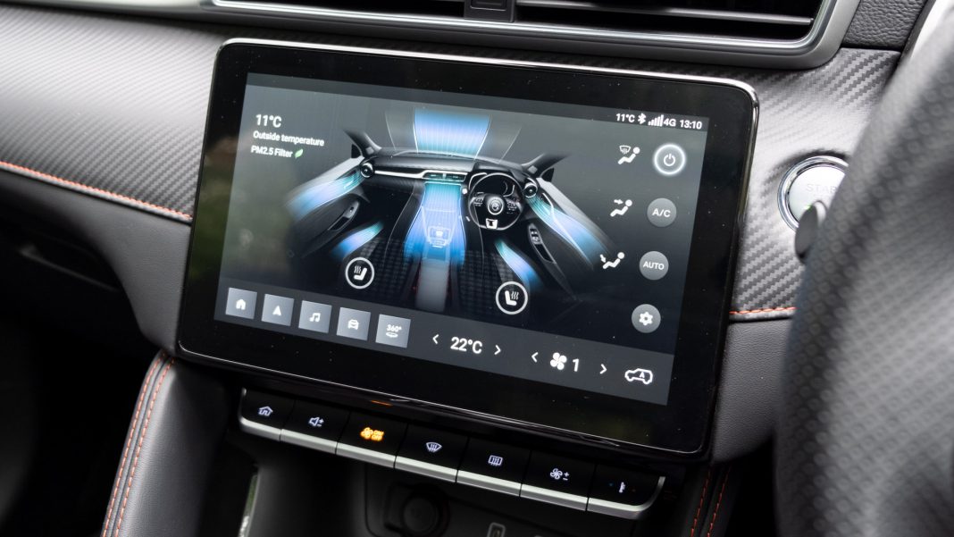 New MG ZS EV climate controls