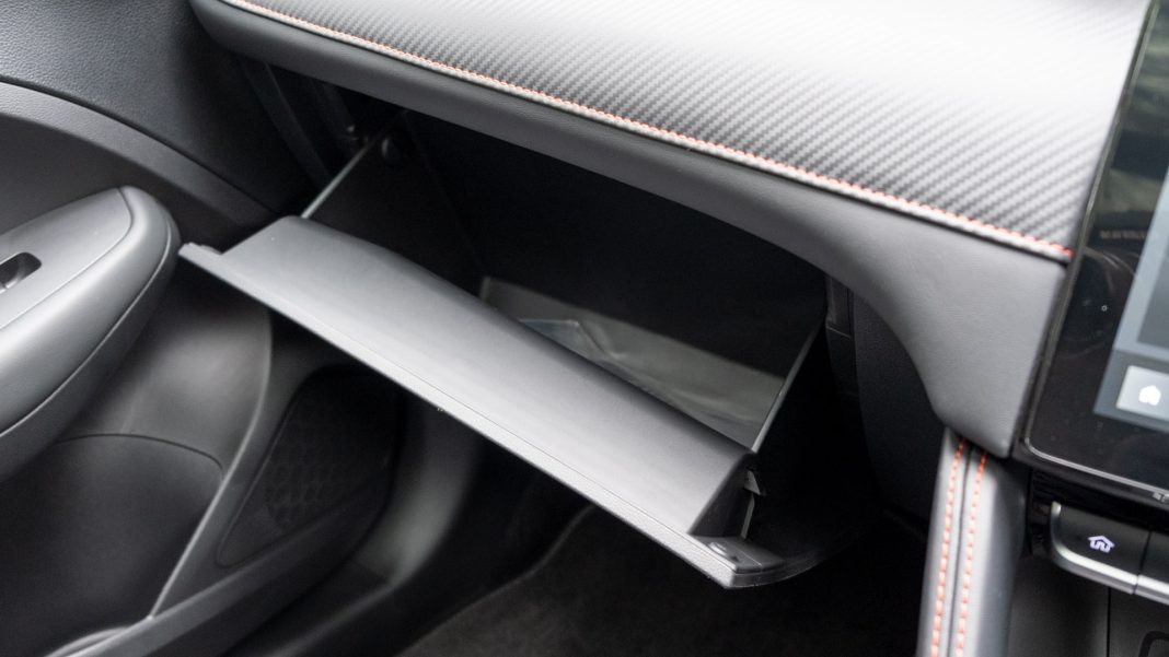 New MG ZS EV glove box
