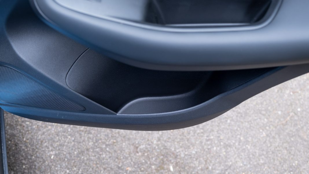 New MG ZS EV rear door compartment