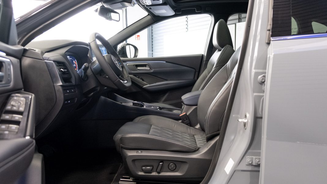 Nissan Qashqai e-Power front seat