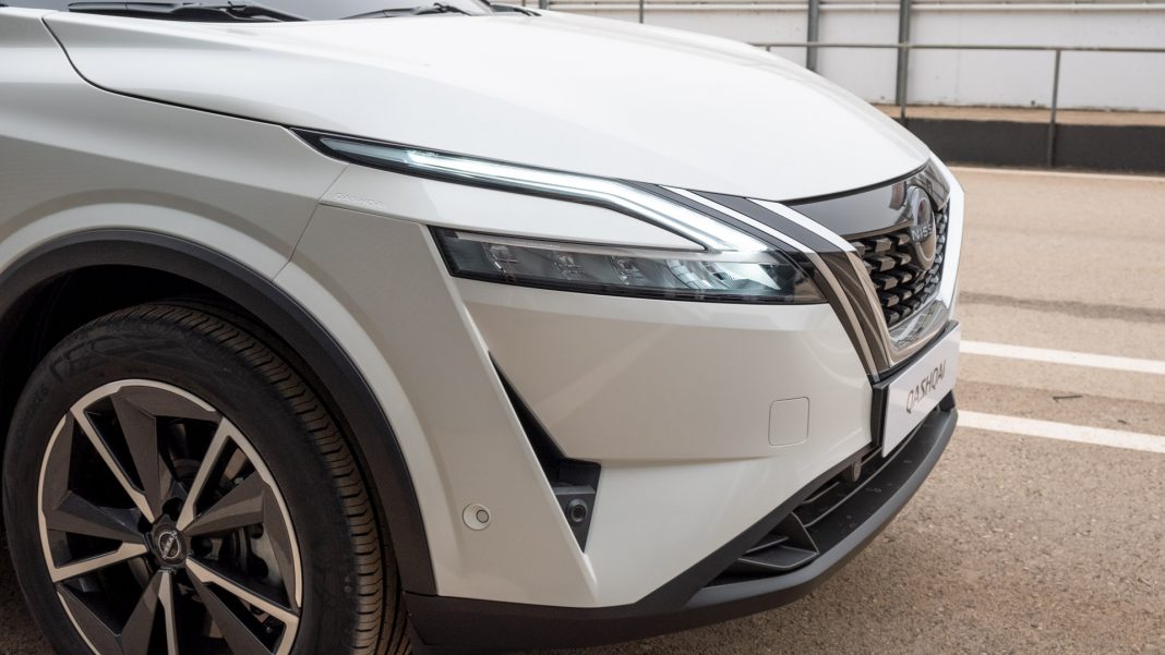 Nissan Qashqai e-Power headlights