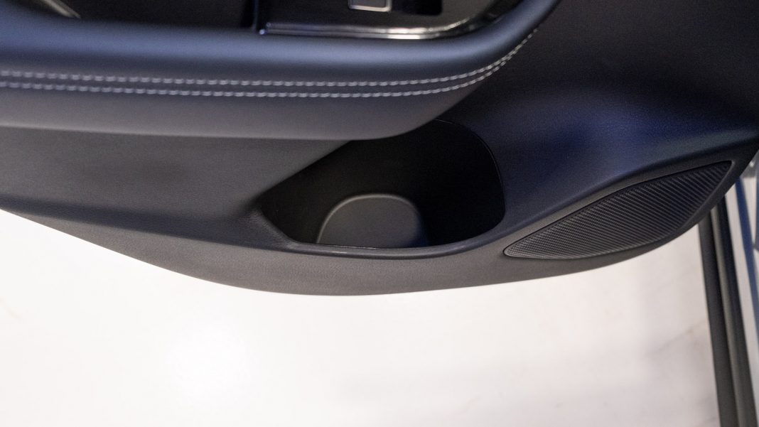 Nissan Qashqai e-Power rear door bins