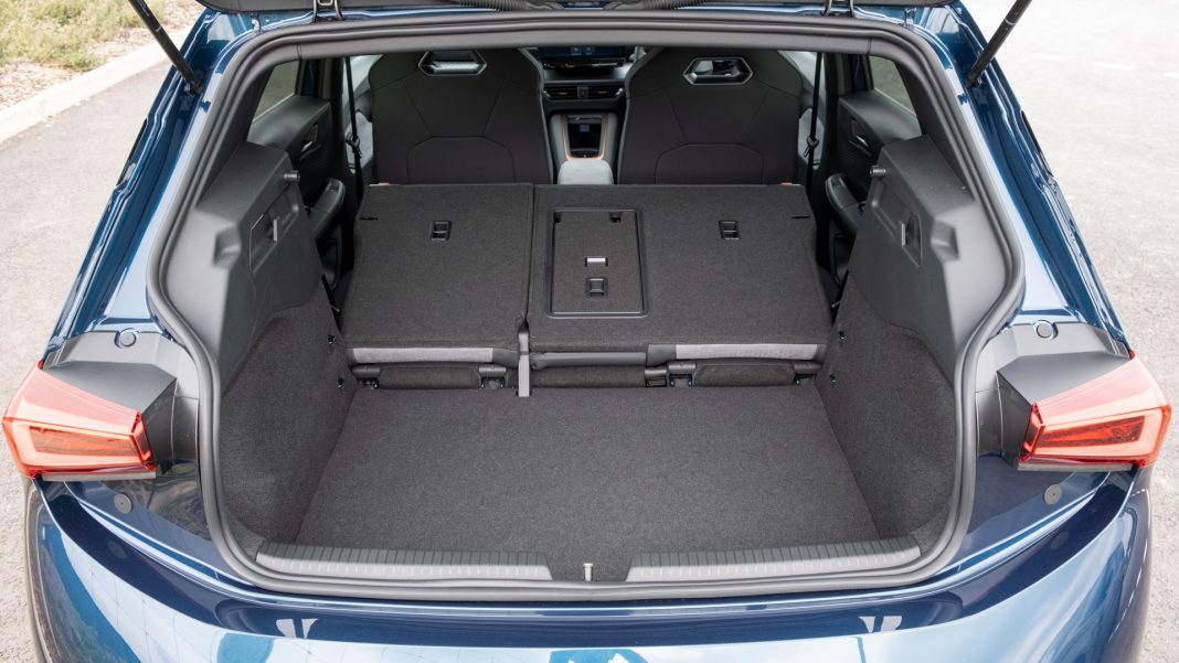 Cupra Born seats down