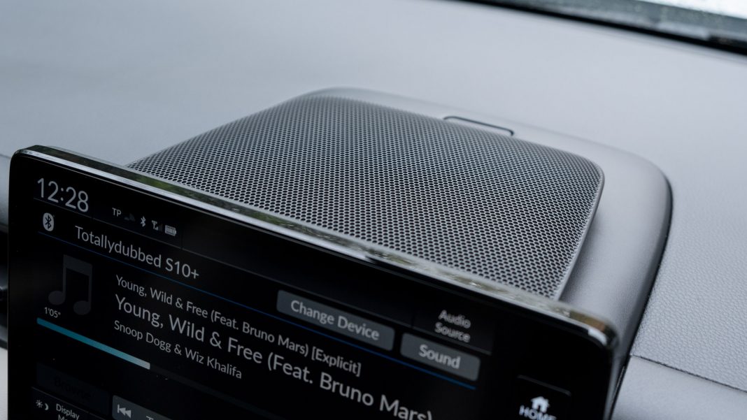 Honda HR-V centre speaker