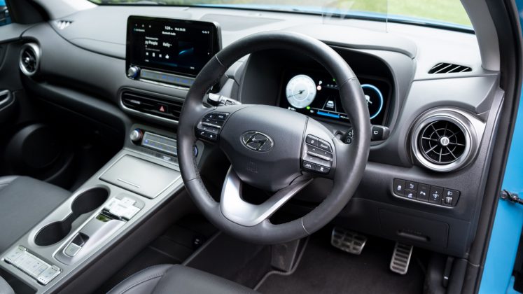 Hyundai Kona Electric facelift cabin