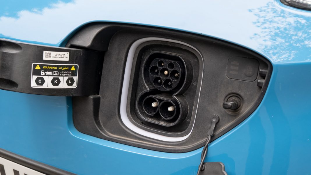 Hyundai Kona Electric facelift charging port