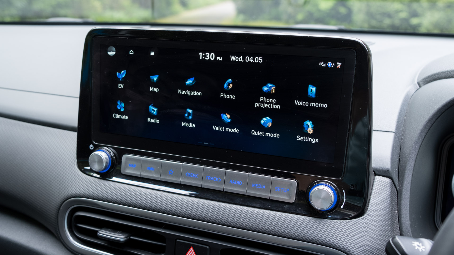 Hyundai Kona Electric facelift infotainment