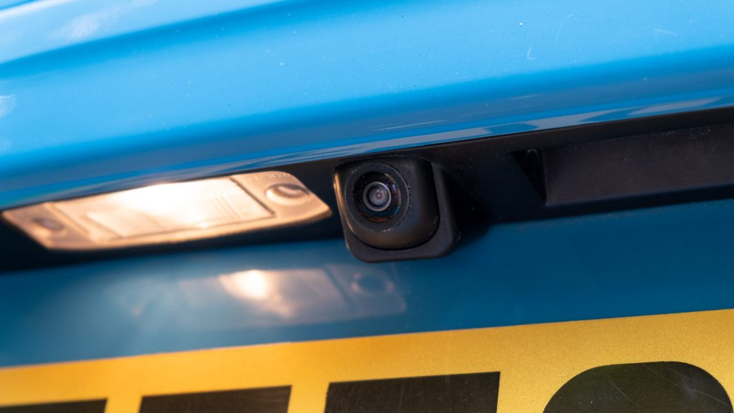 Hyundai Kona Electric facelift rearview camera