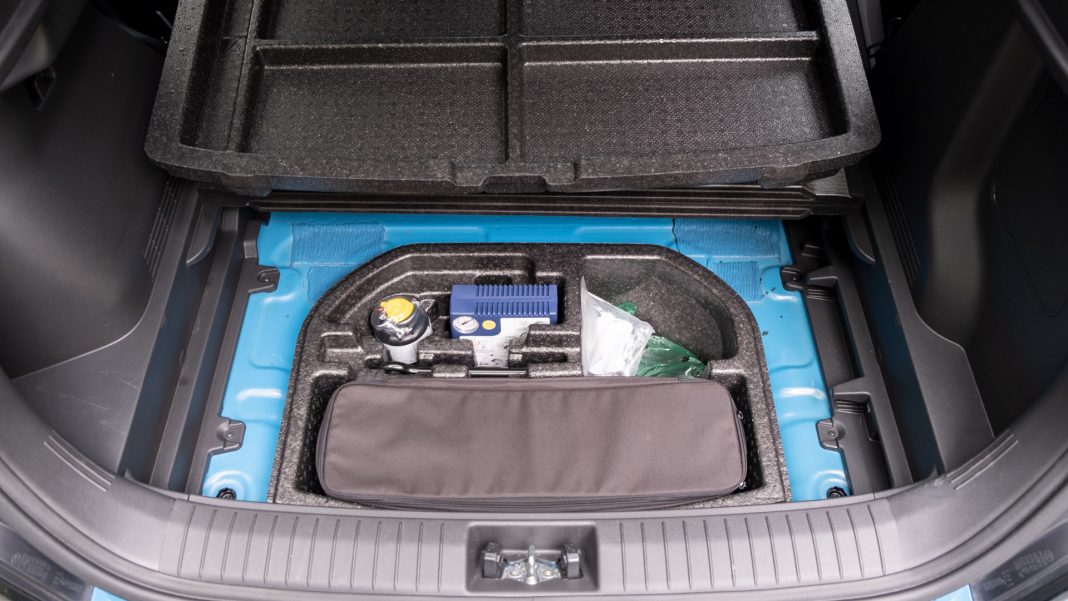 Hyundai Kona Electric facelift underfloor
