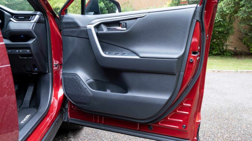 Suzuki Across front door