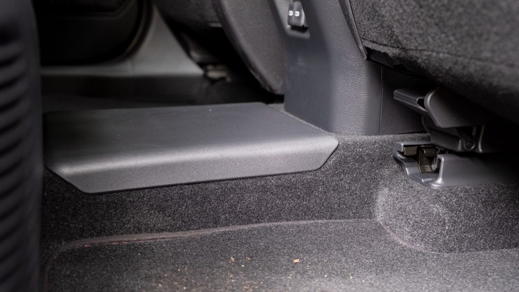 Suzuki Across rear footwell