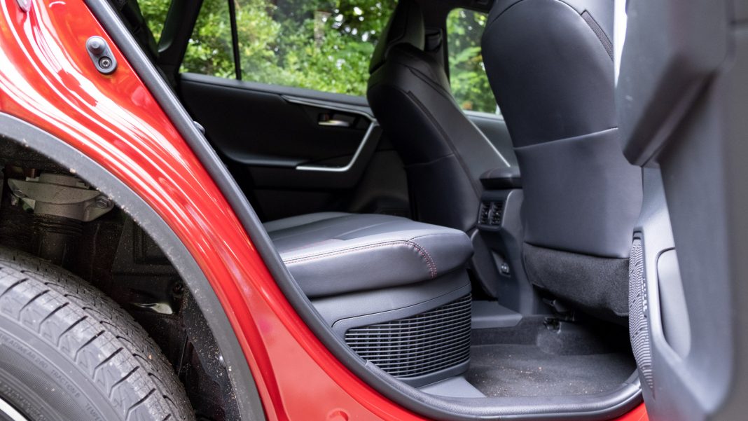 Suzuki Across rear seat design