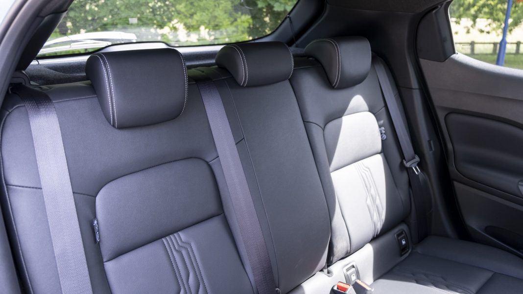 Nissan Juke Hybrid rear seats