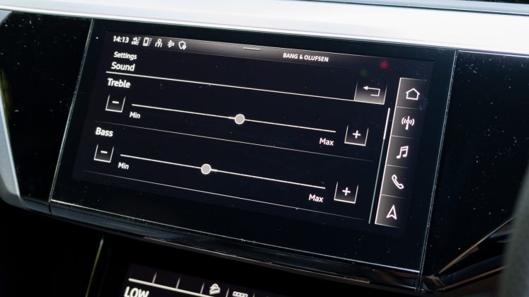 Audi e-tron S B&O settings