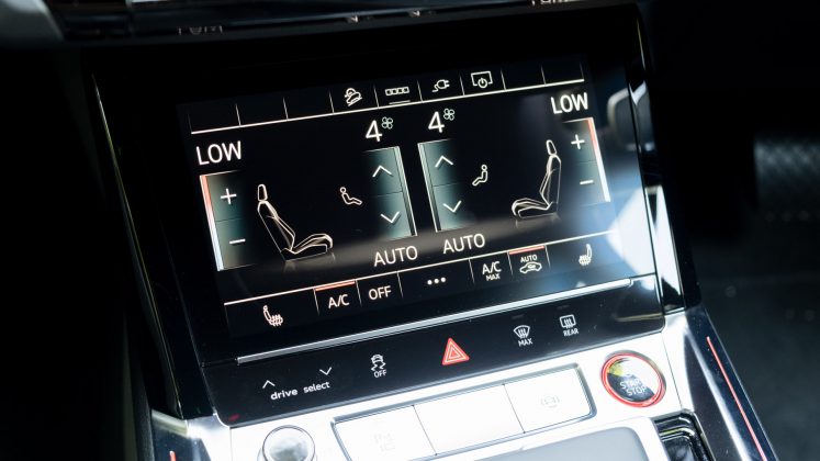Audi e-tron S climate controls