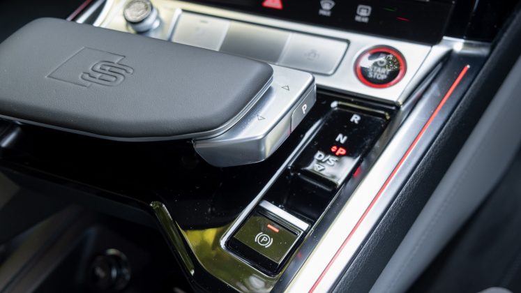Audi e-tron S drive