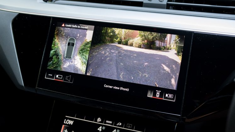 Audi e-tron S rearview camera