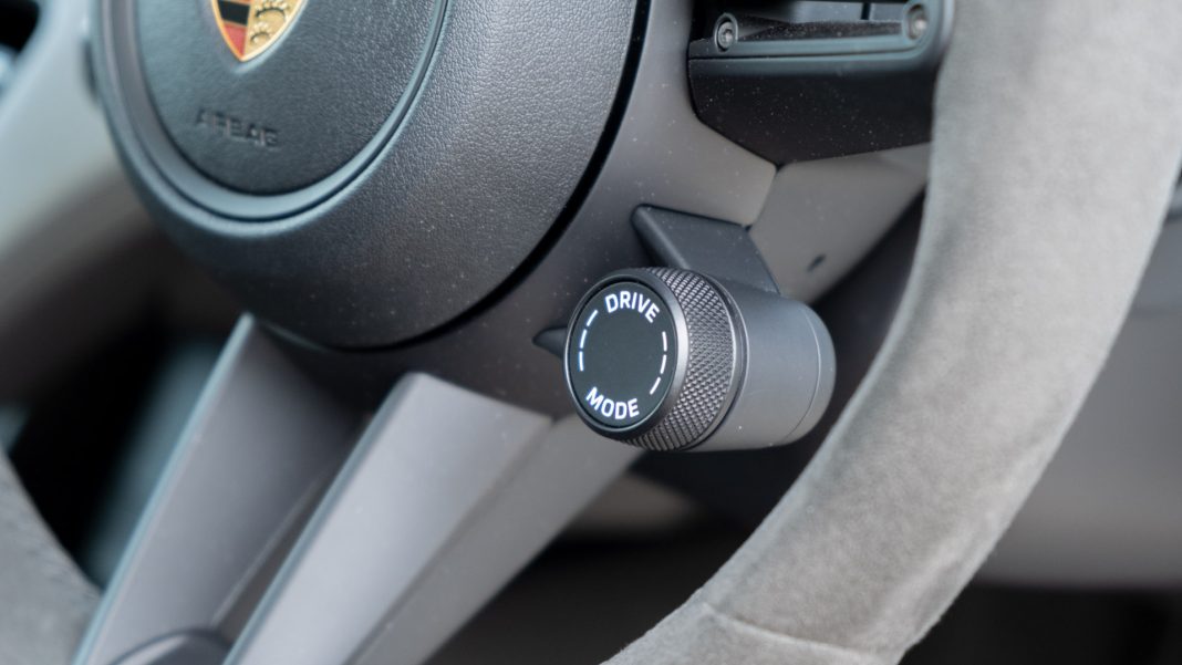 Porsche Taycan Cross Turismo Sport Chrono