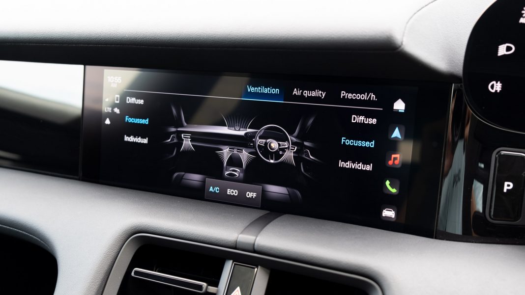 Porsche Taycan Cross Turismo climate