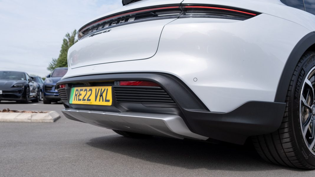 Porsche Taycan Cross Turismo diffuser