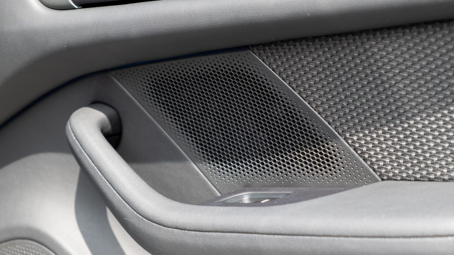 Porsche Taycan Bose audio review: Better than Burmester? - TotallyEV