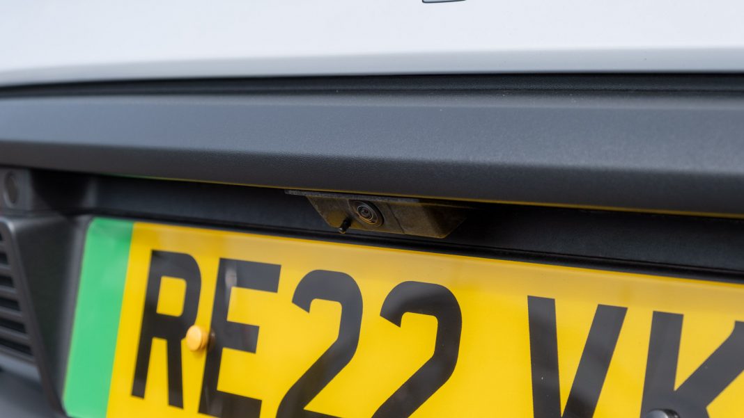 Porsche Taycan Cross Turismo rearview camera