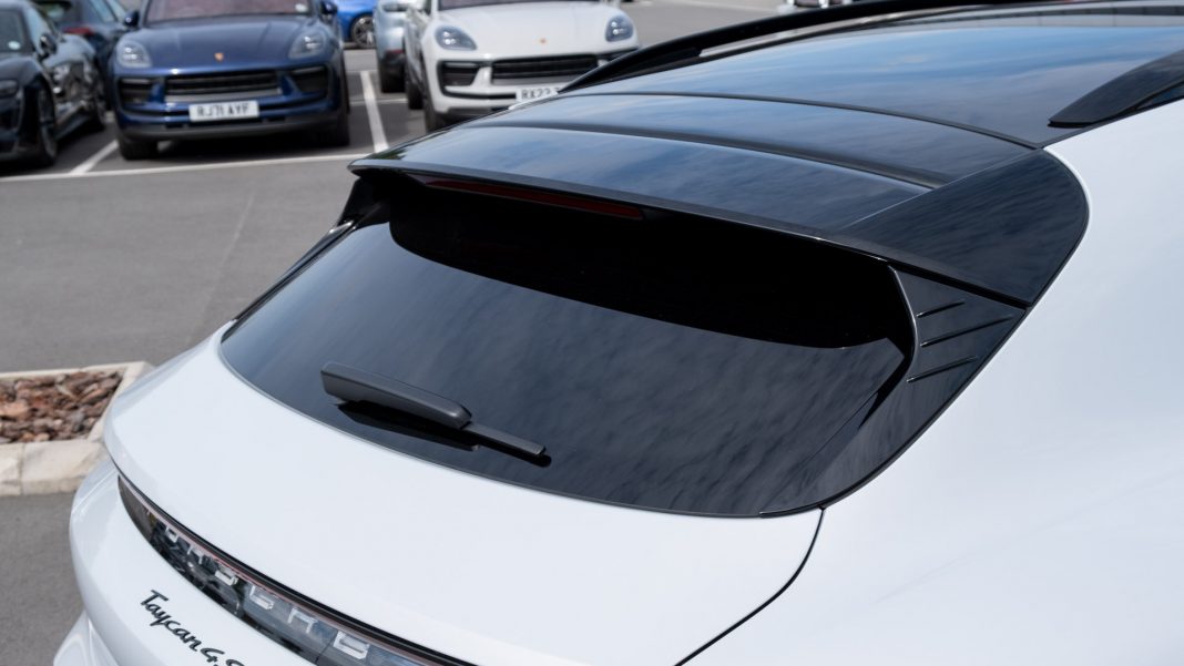 Porsche Taycan Cross Turismo rearview window