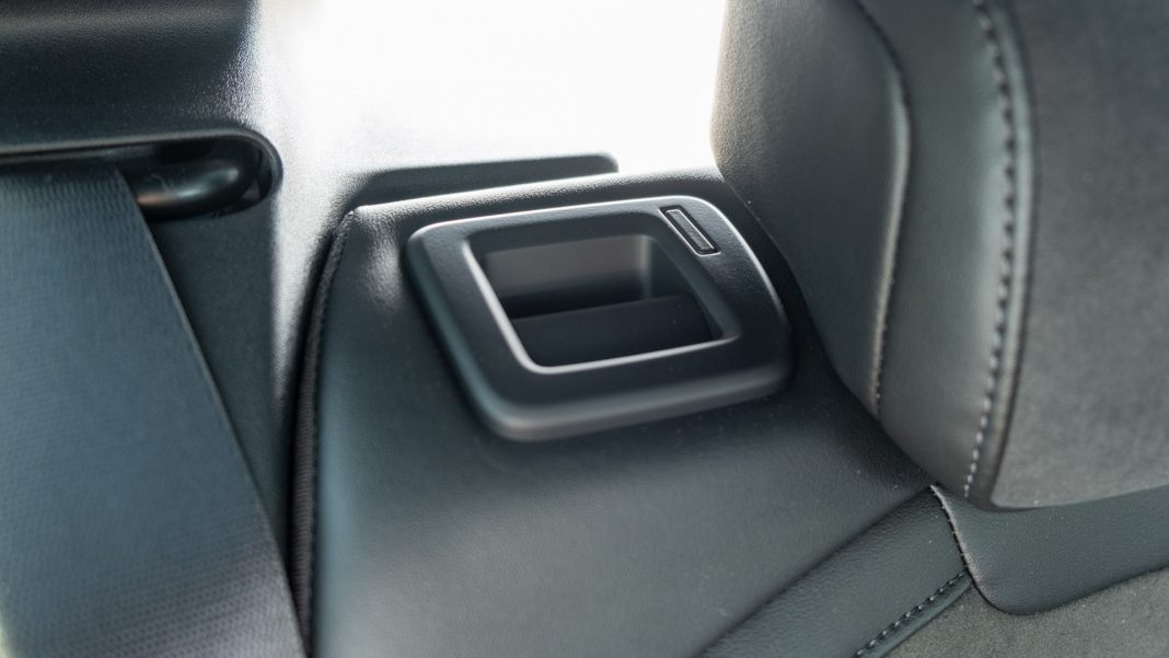 Porsche Taycan Cross Turismo seat release