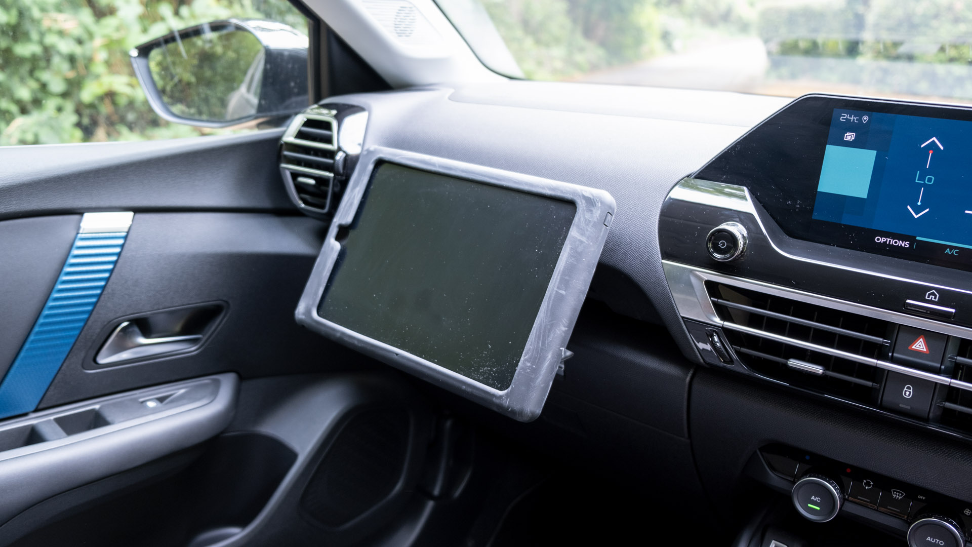 Querrás llevar la tablet en el nuevo Citroën C4 gracias a este accesorio