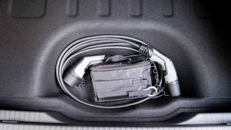 Citroen e-C4 underfloor compartment