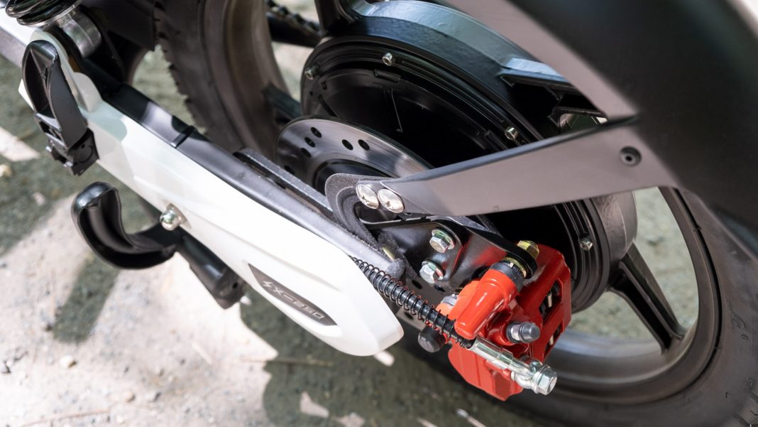 Eskuta SX-250 drivetrain