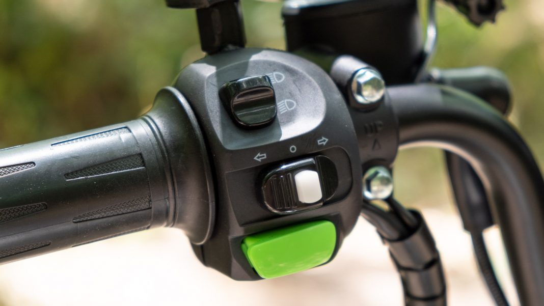 Eskuta SX-250 indicator button