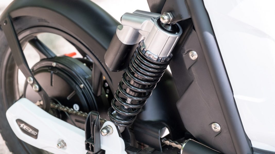 Eskuta SX-250 suspension system