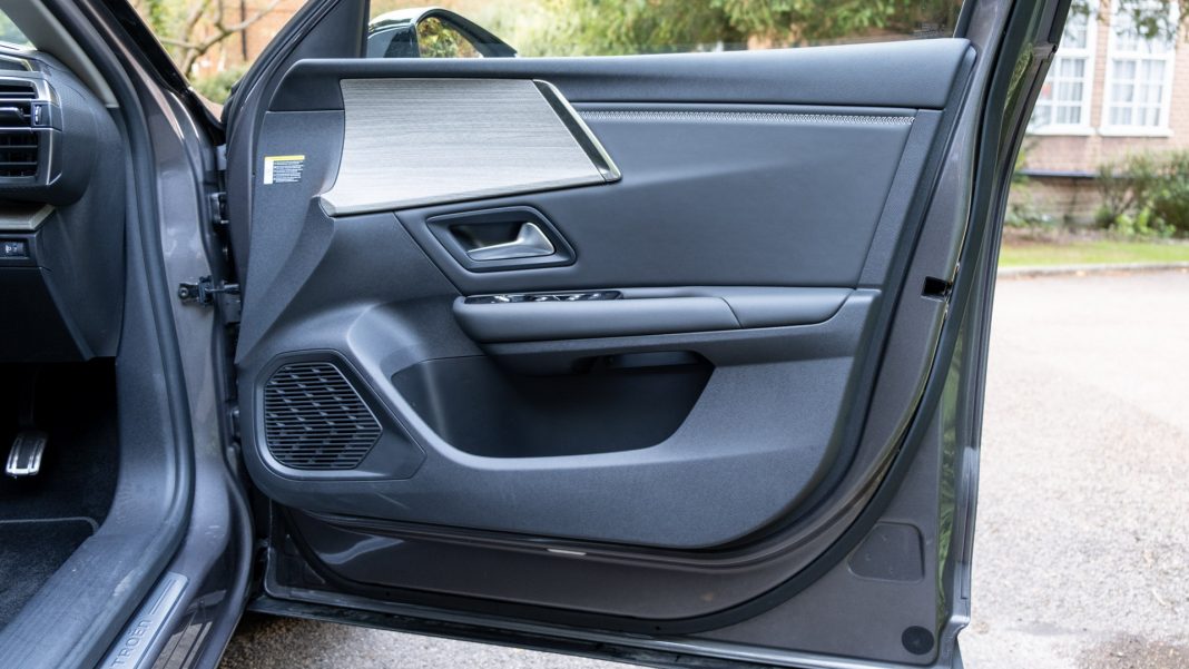 Citroen C5 X front door