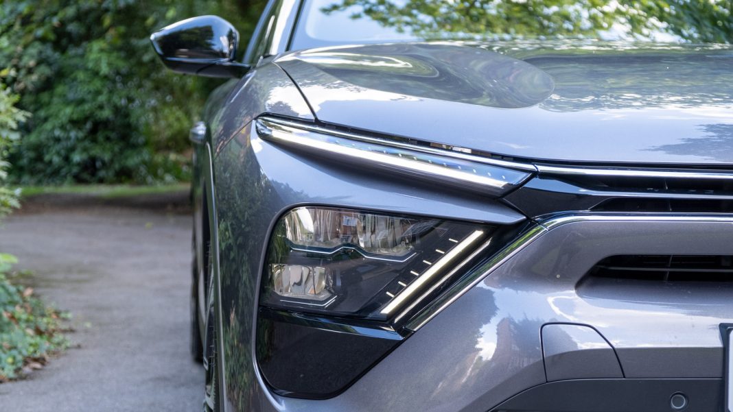 Citroen C5 X headlights