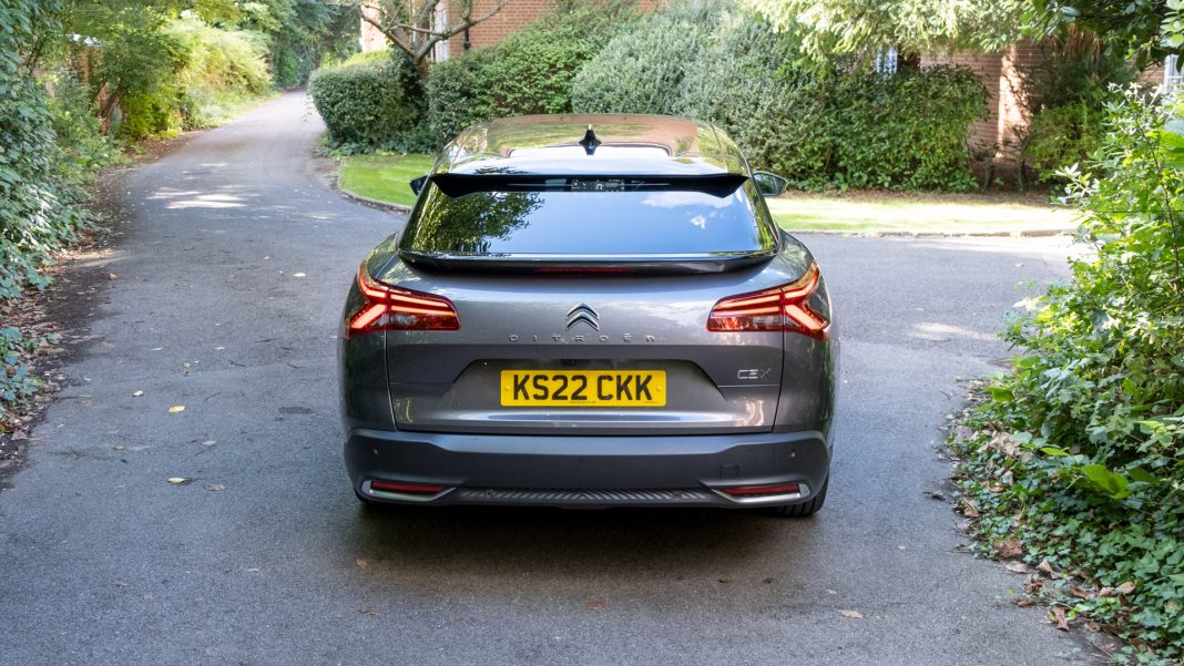 Citroen C5 X rear profile
