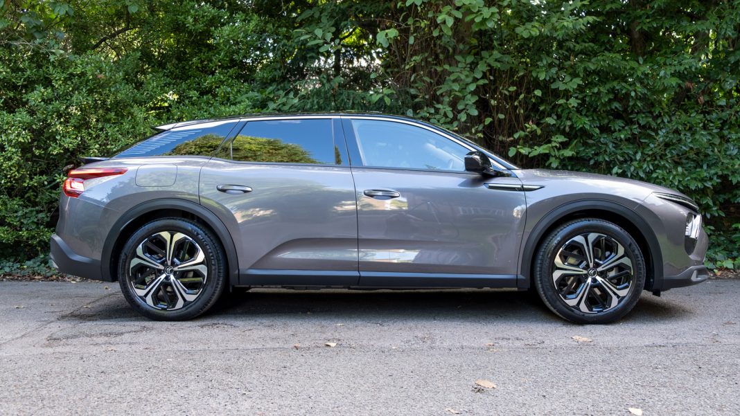 Citroen C5 X side