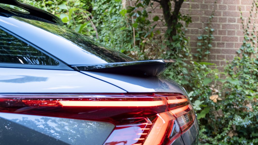 Citroen C5 X spoiler