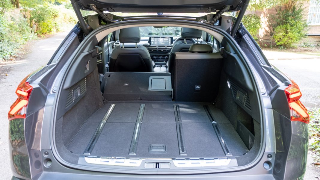 Citroen C5 X two seats down