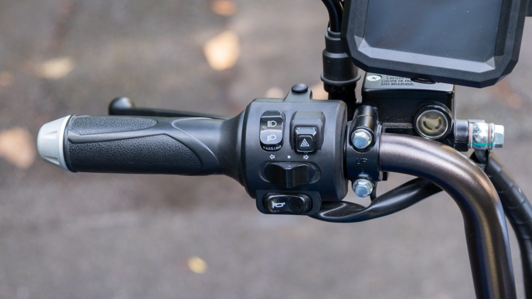 Sunra Miku Super indicator button