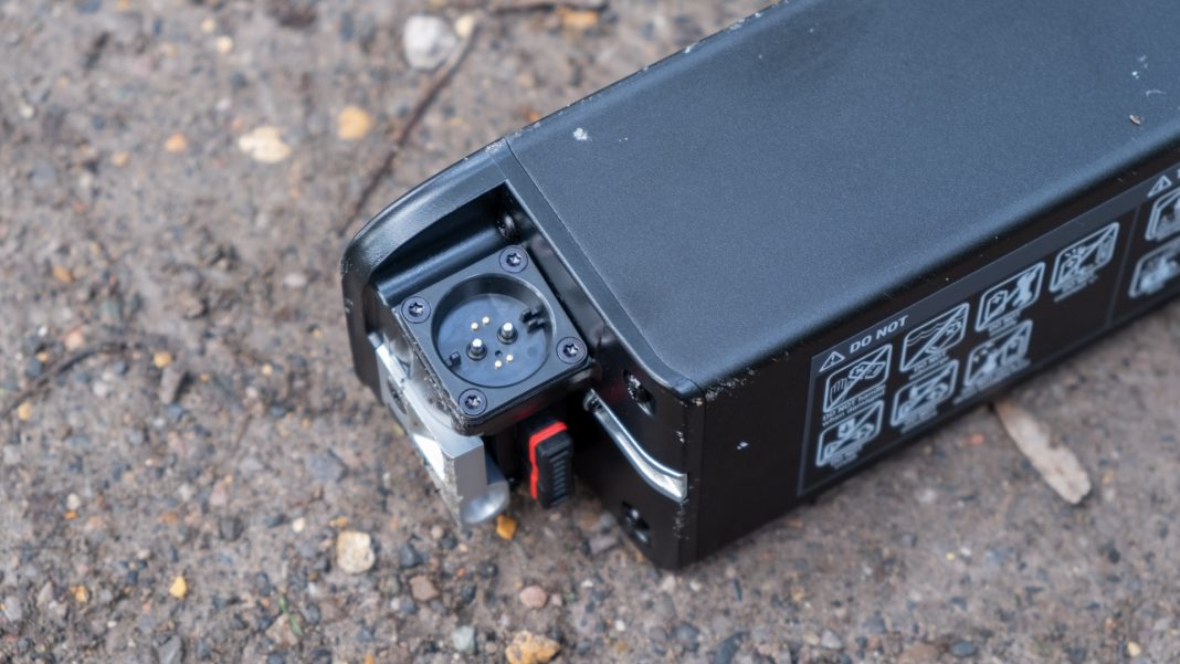 Specialized Turbo Vado charging