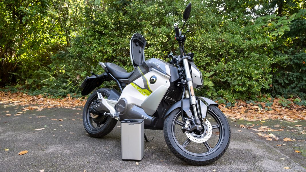 Super Soco TS Street Hunter battery size