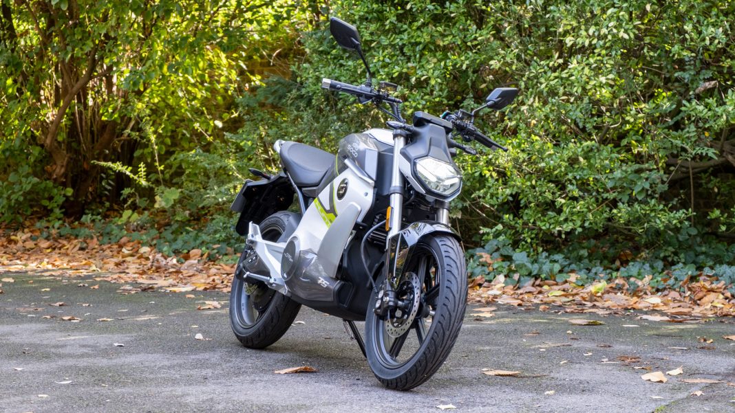 Super Soco TS Street Hunter bike