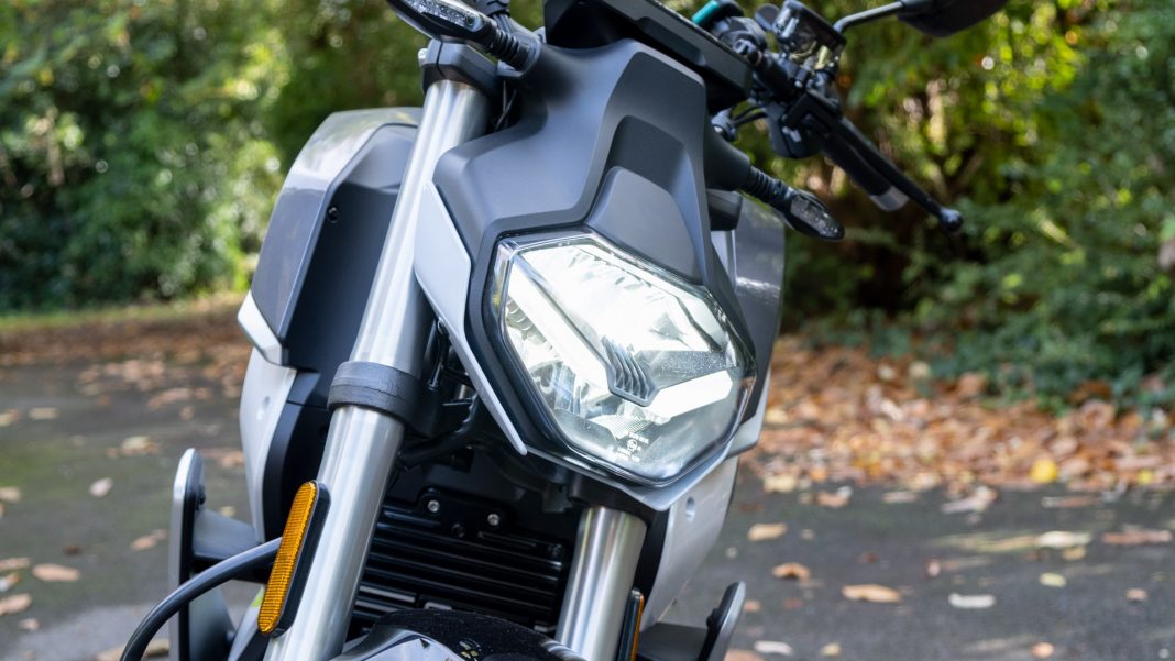 Super Soco TS Street Hunter headlight