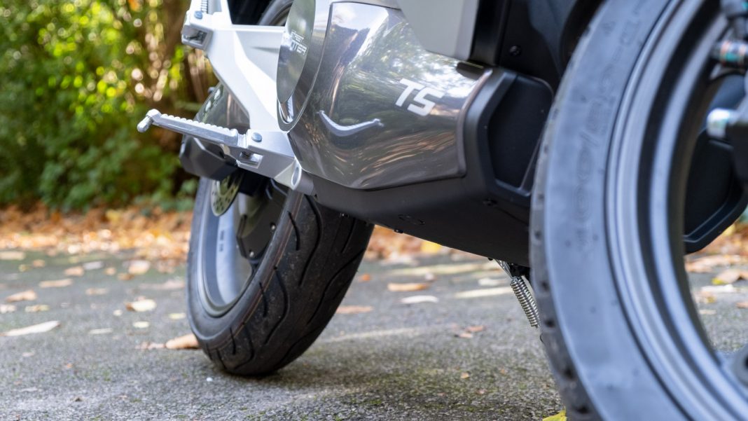 Super Soco TS Street Hunter underbelly