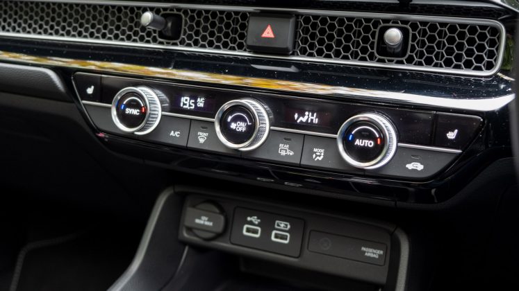 Honda Civic climate controls